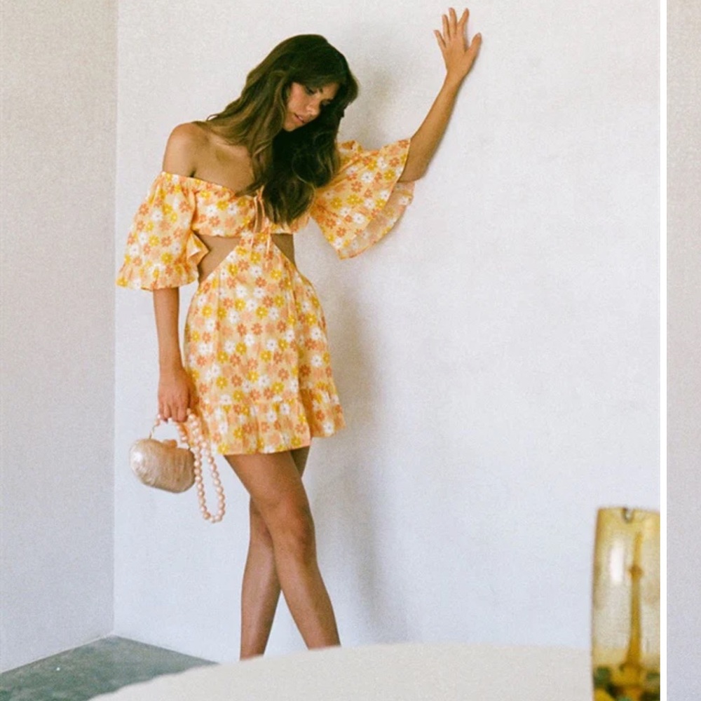 NWT Sabo Skirt Toria Off Shoulder Dress